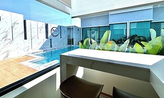 Rock Resort