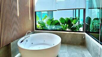 Rock Resort