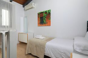 Holiday Rentals Tempa Museo