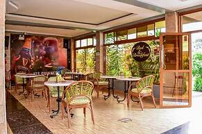 Eaglesvale Hotel