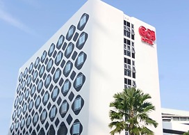GO Hotel Chonburi at Central Chonburi