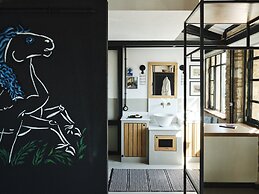 Not Hotel