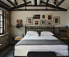 Not Hotel