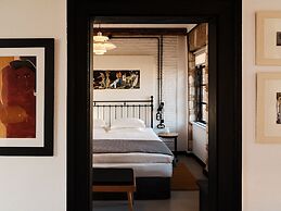 Not Hotel