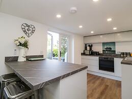 Riverview @ 1 Brunel View