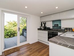 Riverview @ 1 Brunel View