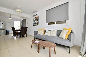 Villa Sleeps 8 With Private Pool