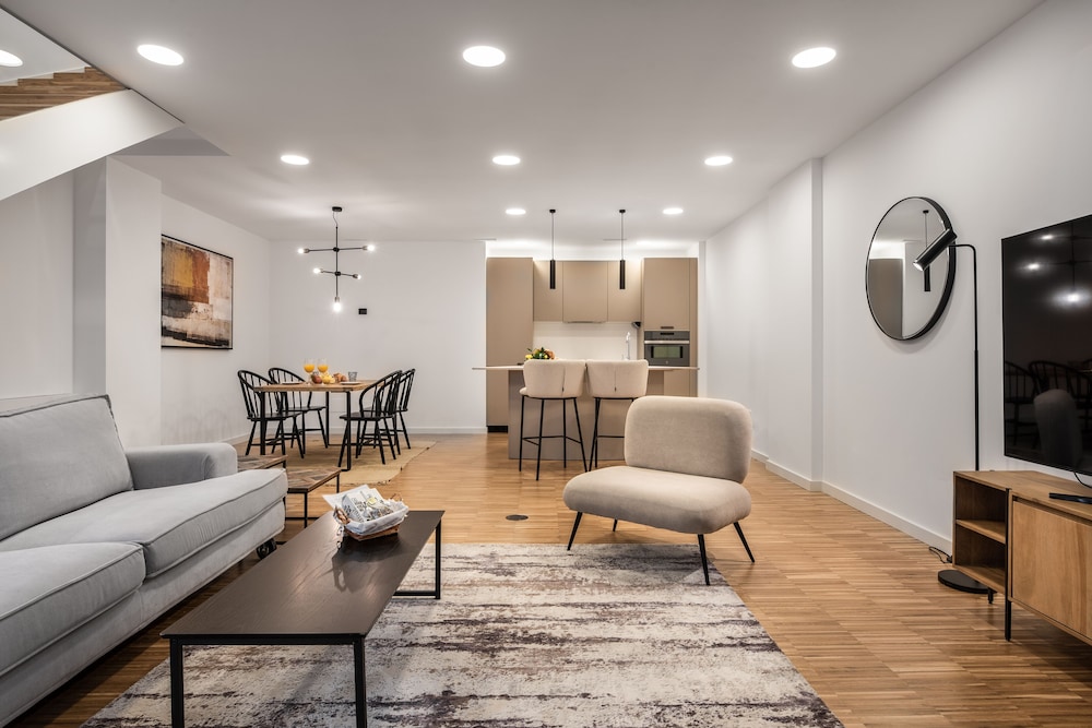 I Loft Santiago by Upper Luxury Housing