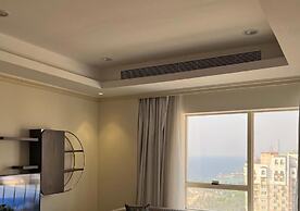Seafront Luxury Suites Jeddah Corniche