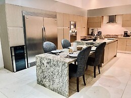 Bacab Mansion