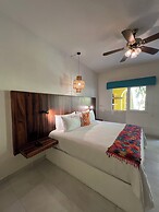 El Encanto Inn