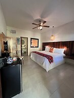El Encanto Inn