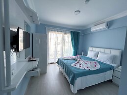 Marquis Blue Hotel