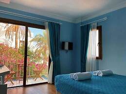 Marquis Blue Hotel