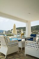 Marquis Blue Hotel