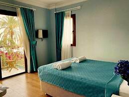 Marquis Blue Hotel