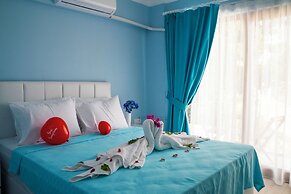 Marquis Blue Hotel