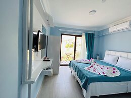 Marquis Blue Hotel