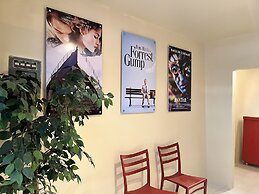 CASA HOLLYWOOD