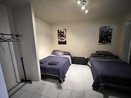 CASA HOLLYWOOD
