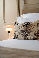 Lilases Boutique House & Garden