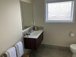 Newina Rotorua