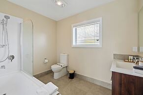 Newina Rotorua