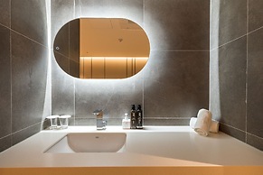 TheOne Hotel