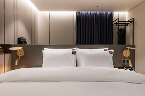 TheOne Hotel