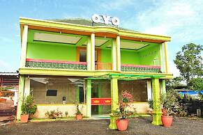 OYO 2596 Homestay Hj. Suharti
