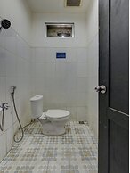 Super OYO 4010 Zaara Guest House Syariah
