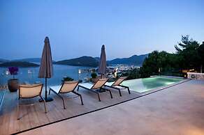 Villa Haris Smirties Villas