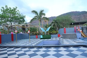 Wayfare SP Resort
