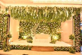 Mayur Hotel & Resort