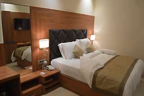 Mayur Hotel & Resort