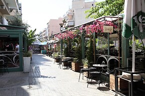 Ariadni s Athenian Apartment