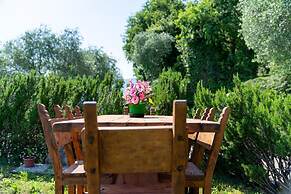 Ca del Doss con Giardino by Wonderful Italy