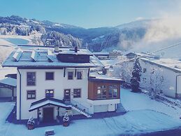 Skirast
