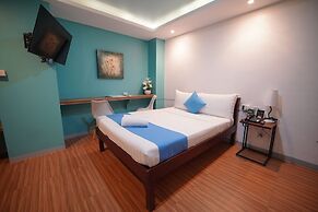 ARZO Hotel Premier
