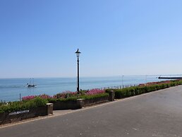 2 Beach View @ Beaconsfield House