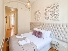 Inspiring City Center Apartment