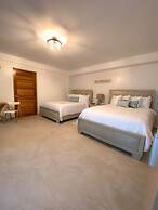 Tres Palmas Boutique Hotel