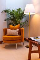 The Xon Hotel
