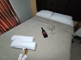 Inti Llaqta Hotel & Suites
