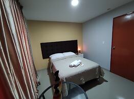 Inti Llaqta Hotel & Suites