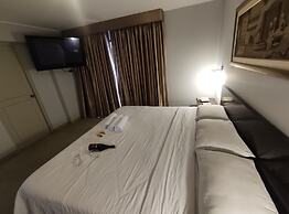Inti Llaqta Hotel & Suites