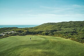 West Cliffs Ocean & Golf Resort