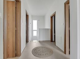 Sanders Mythical Blue - Nice 4 bdr Villa With Pool
