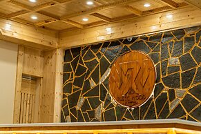 Rustic Wood Manali