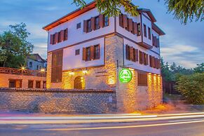 Saffronia 1900 Boutique Hotel